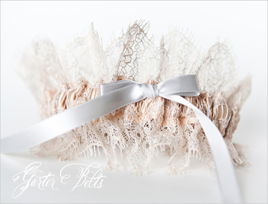 Wedding-garter-belt